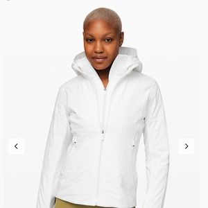 LULULEMON ANOTHER MILE JACKET SIZE 12 white